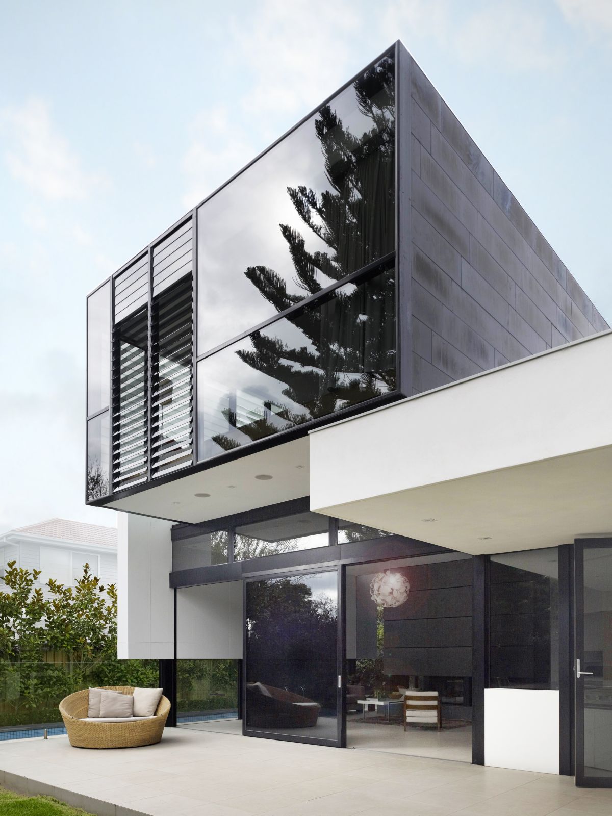 Good Residence House Black and White Exterior Design