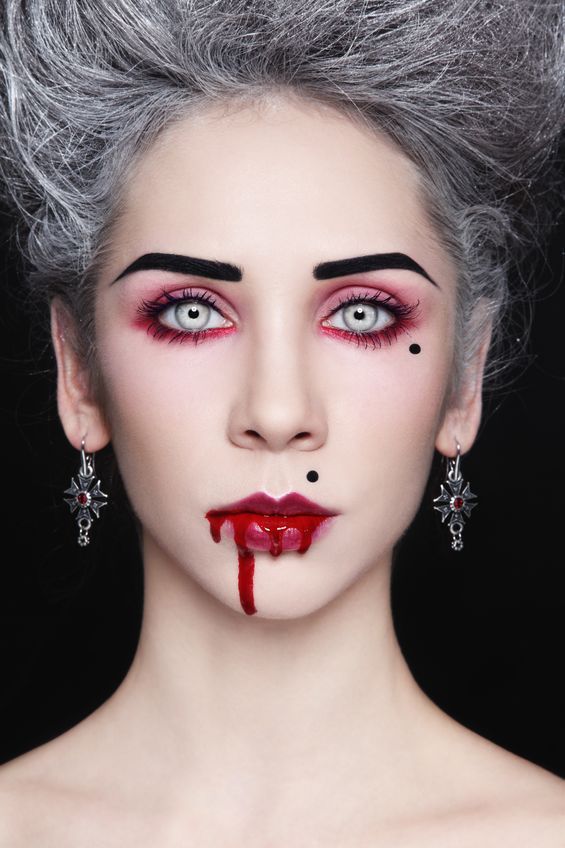 Pretty Beautiful Sexy Scary Vampire Halloween Makeup Ideas