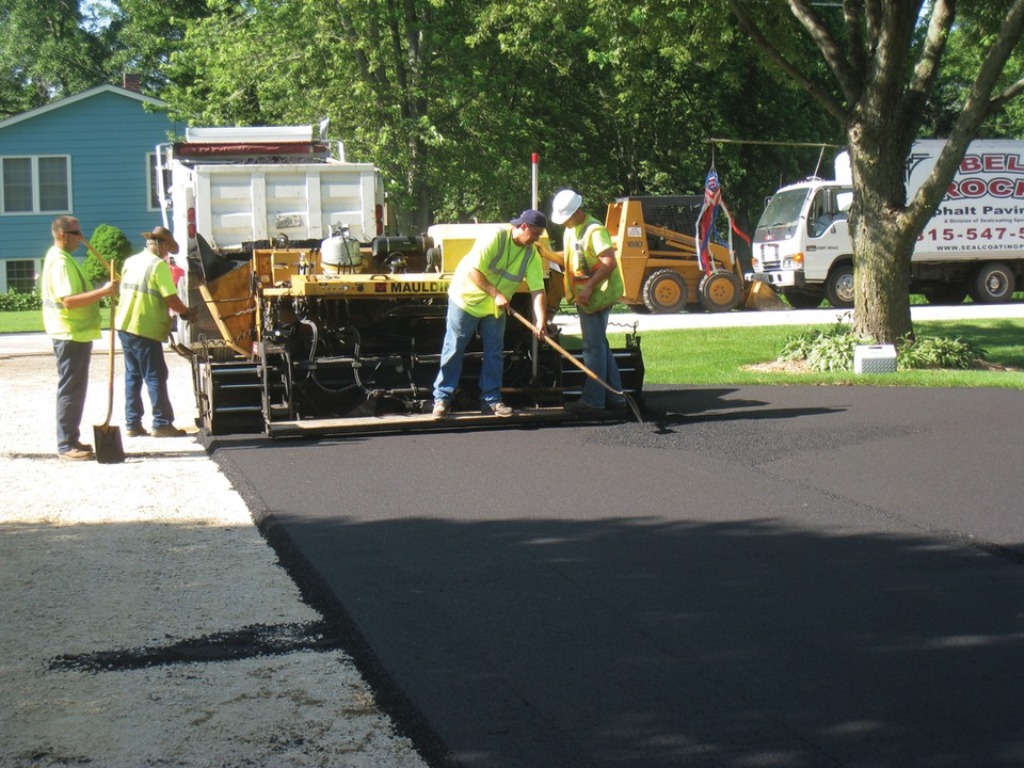 olid foundation for the coat of the asphalt