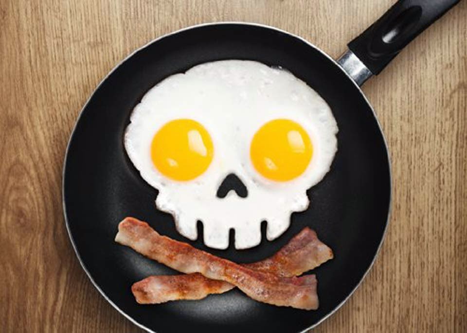 skull fried egg mold