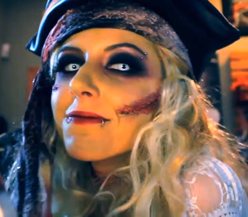 Undead Pirate Tutorial Halloween Makeup