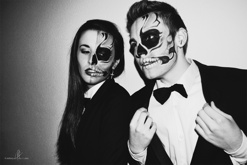 skull couple halloween